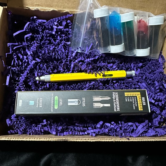 Monteverde Calligraphy Pen with 5 containers of inks New Never been used - Picture 6 of 7